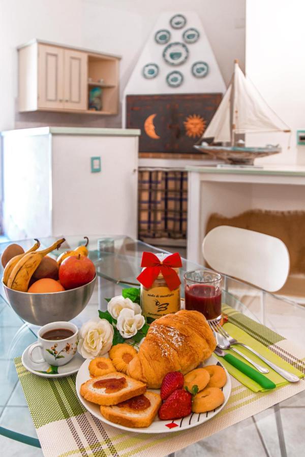 Apartament Mono Millelire La Maddalena  Zewnętrze zdjęcie